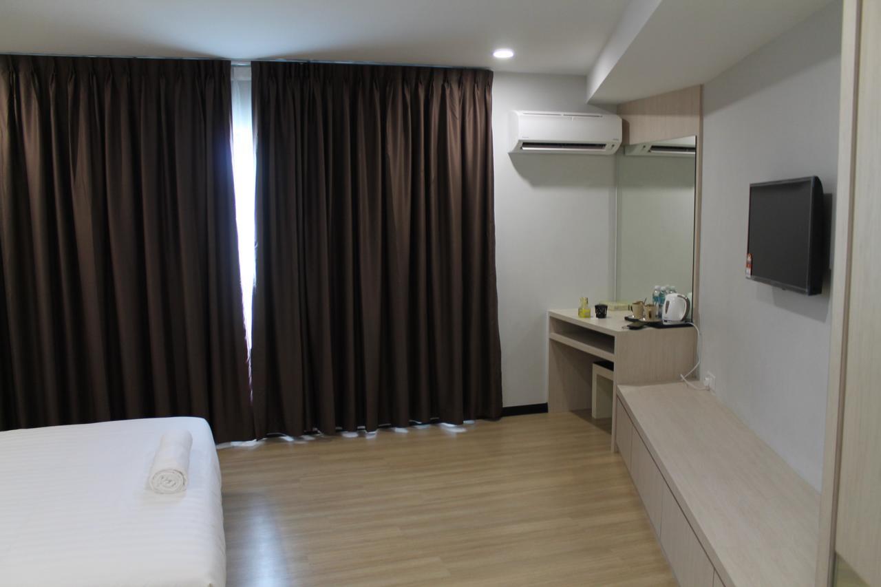 The Velton Inn Bintulu Esterno foto