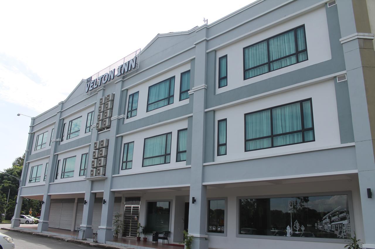 The Velton Inn Bintulu Esterno foto